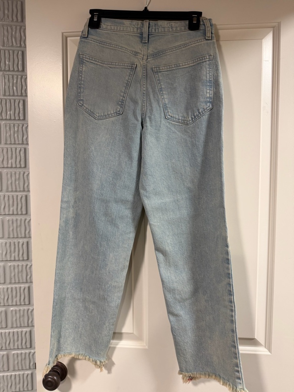 Universal Thread High Rise Straight Ankle Jeans | Size 2 Reg | NWT | Light Wash - Picture 3 of 5